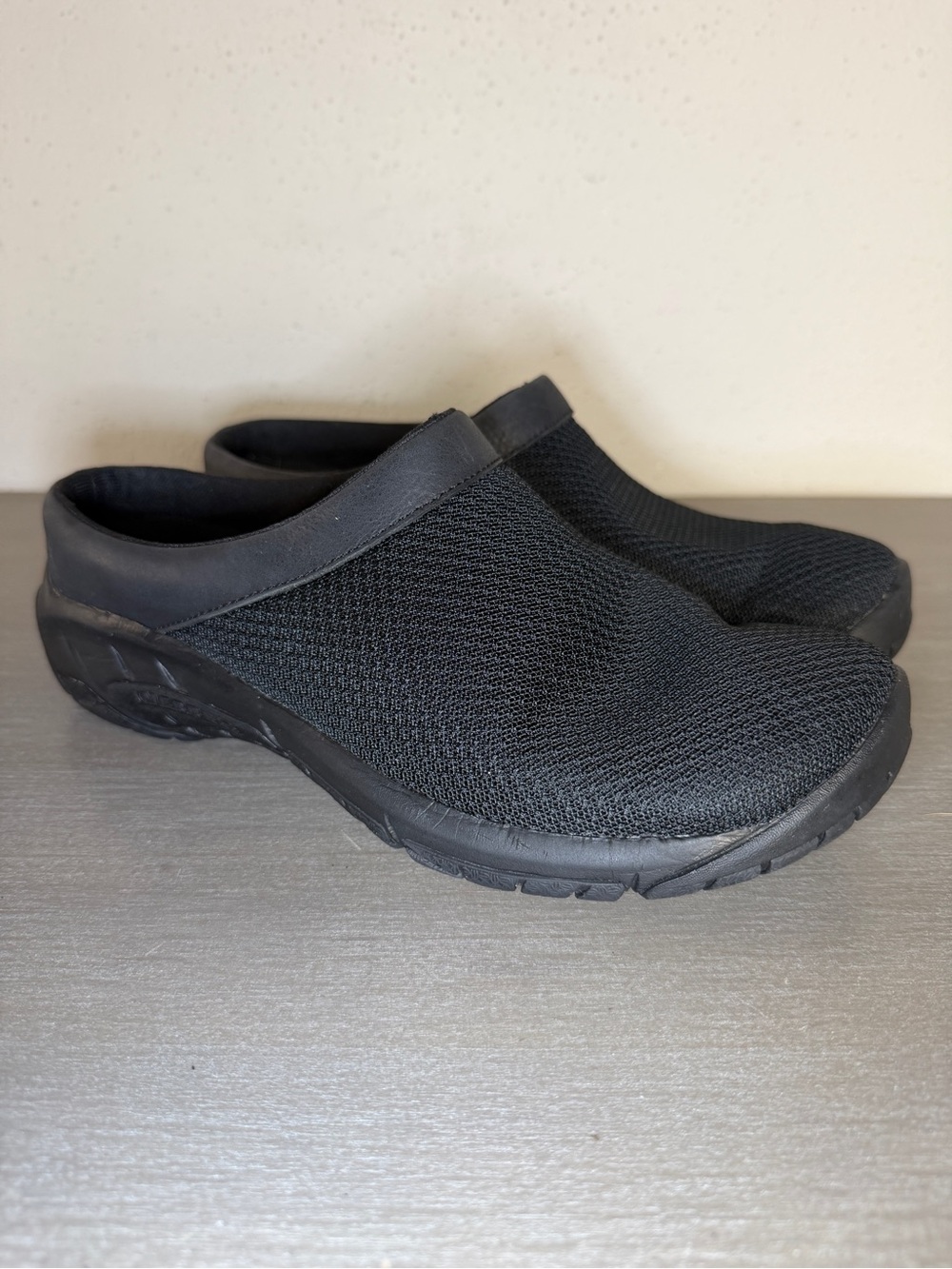 Merrell Encore Breeze Black Clog Women’s Sz 8 Slip On Comfort Walking Shoes